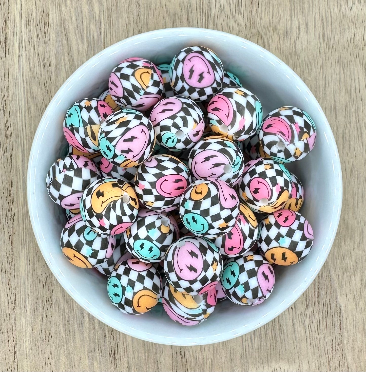Checkered Smiley 15mm Round Printed Silicone Beads