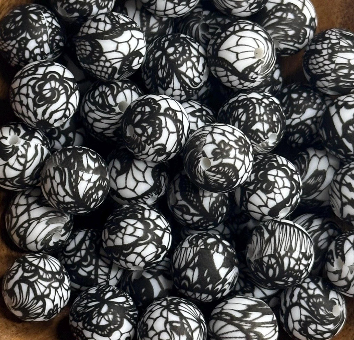 Black Lace 15mm Round Printed Silicone Beads