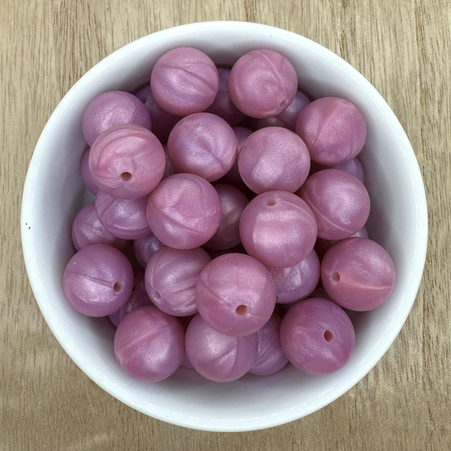 Mauve Pearl 15mm Round Silicone Beads
