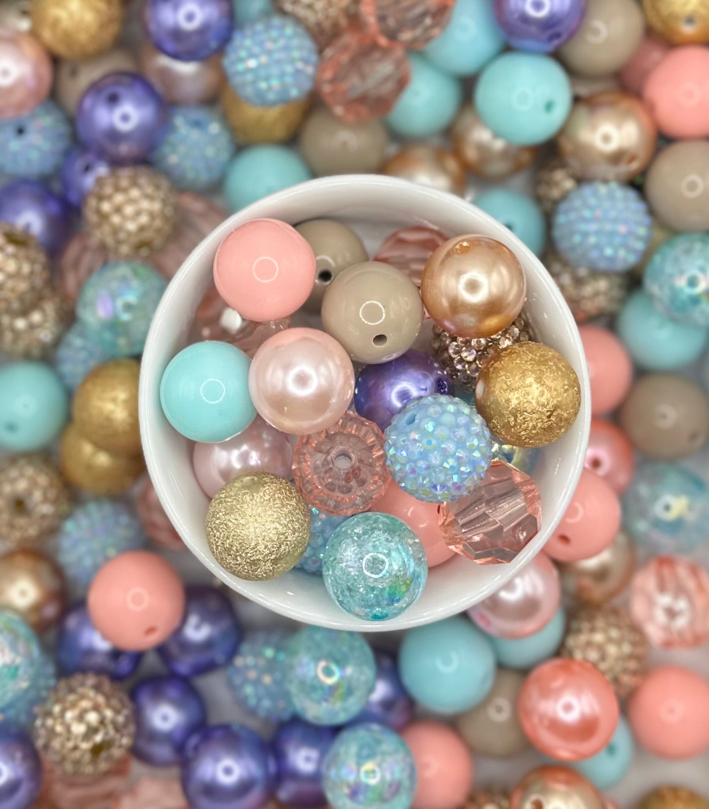 Pastel and Gold 20mm 10pcs Acrylic Bead Mix