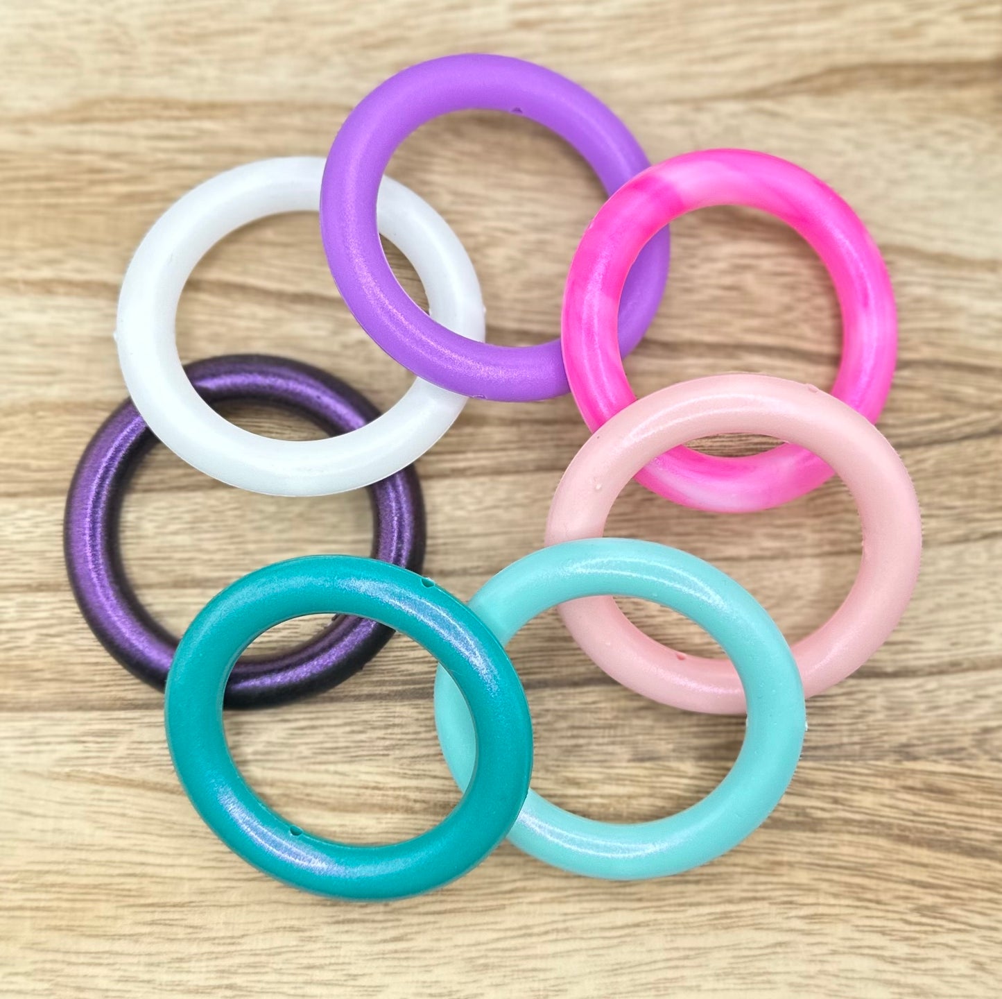 Various Color Opal Shine Silicone Ring Bead Car Charms