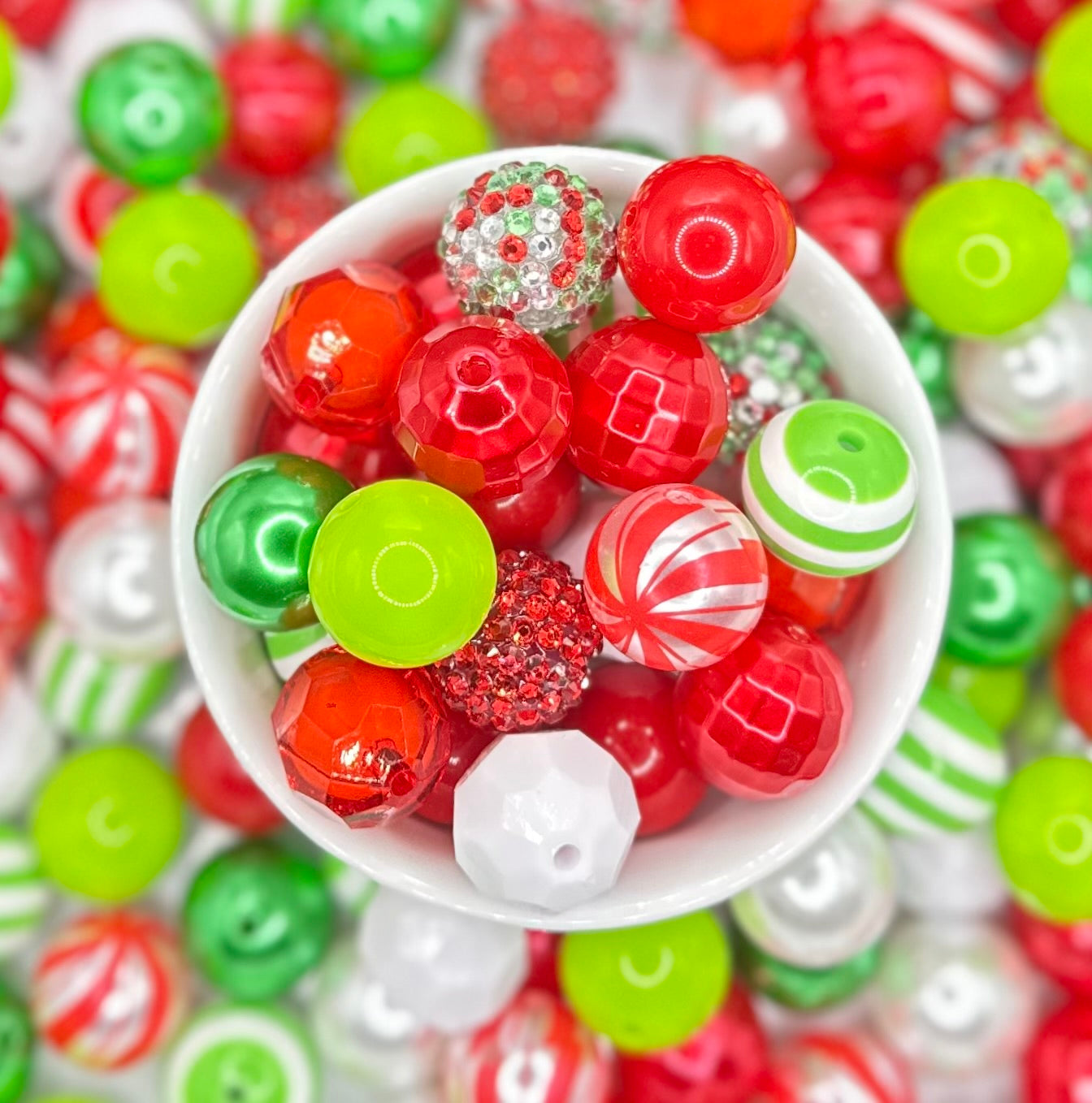 Christmas Mix | Red, Pink, White | 20mm 10pcs Acrylic Bead Mix