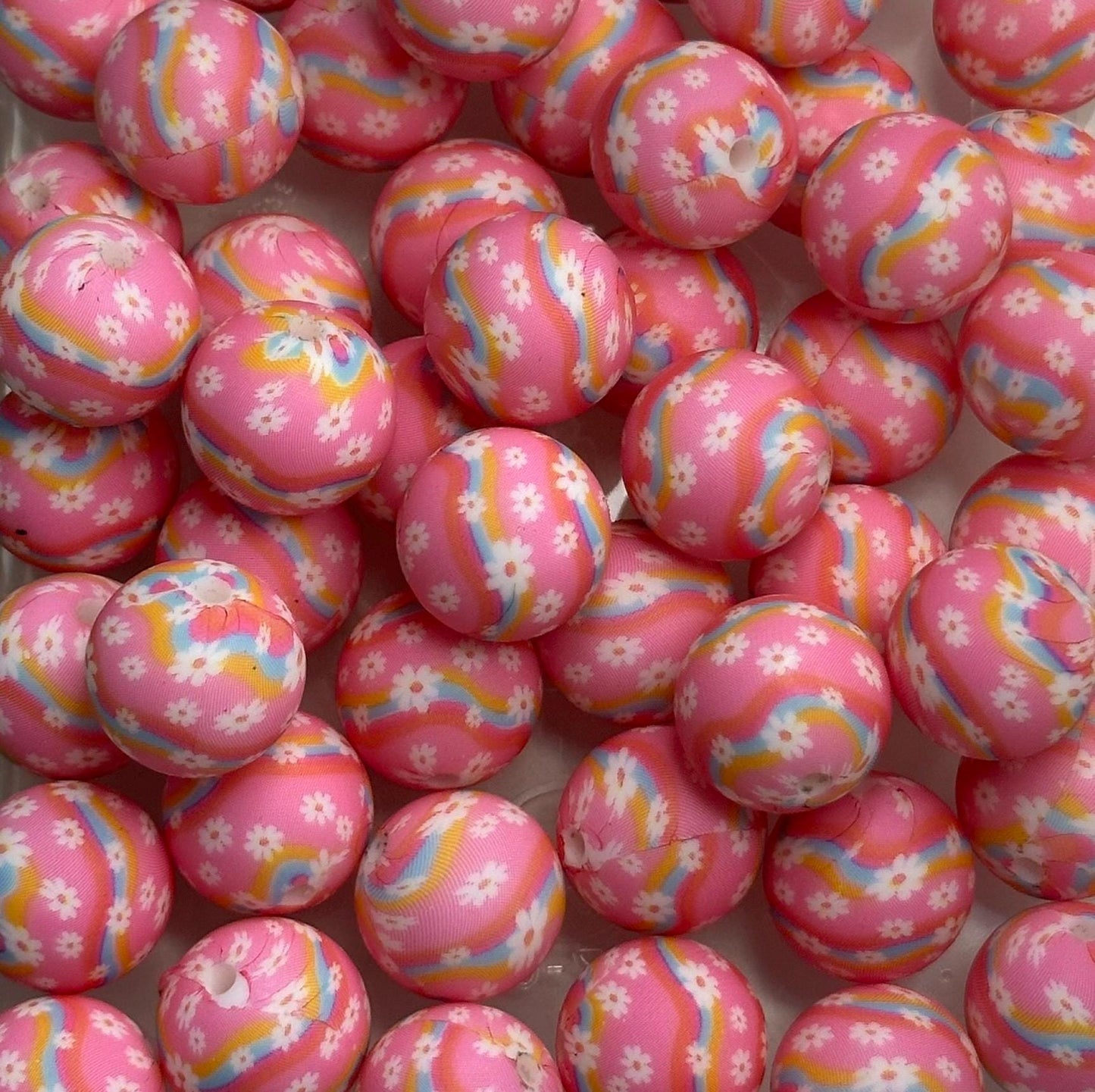 Lucky Daisies 15mm Round Printed Silicone Beads
