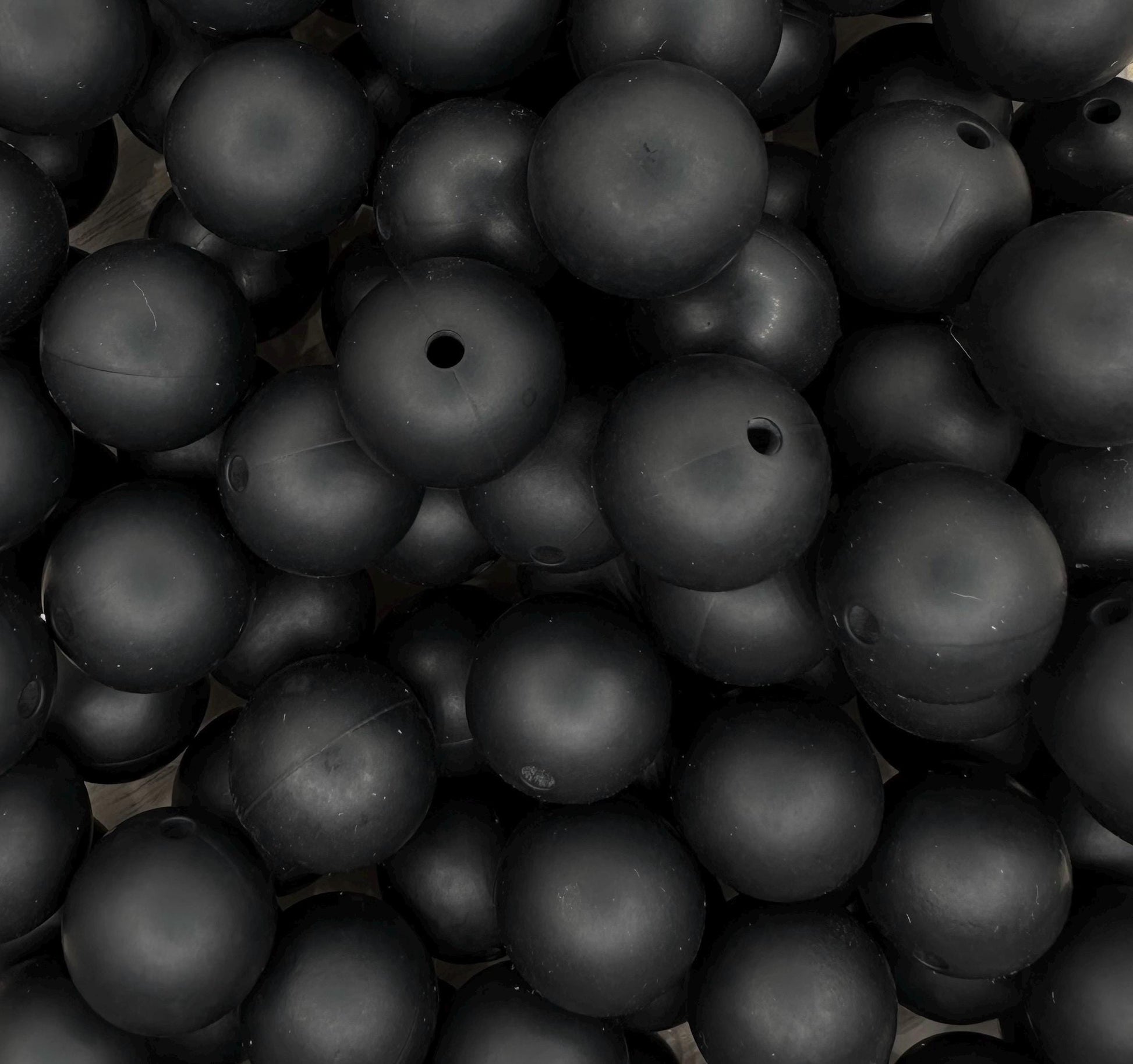 Black Solid 15mm Round Silicone Beads