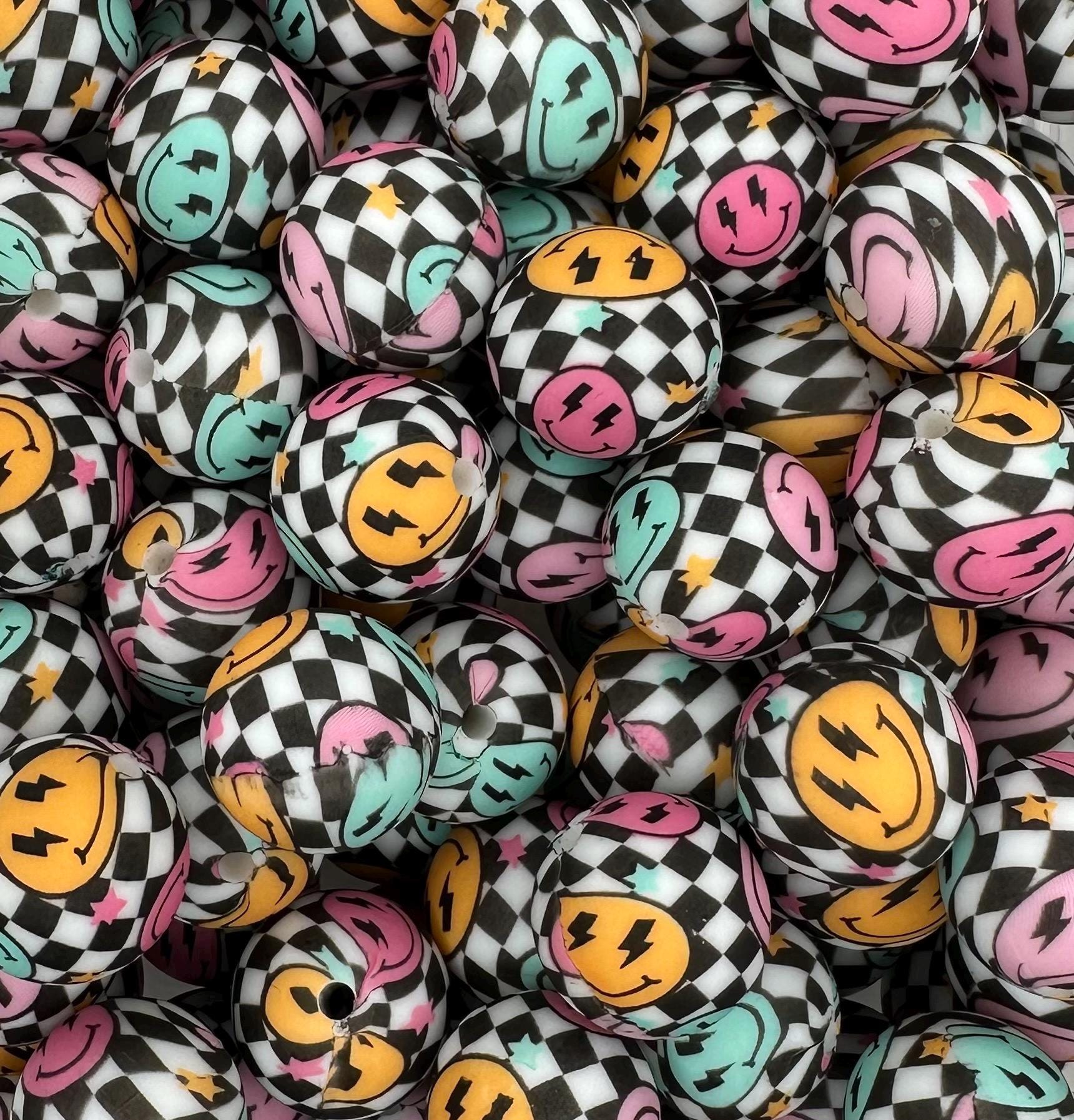 Checkered Smiley 15mm Round Printed Silicone Beads