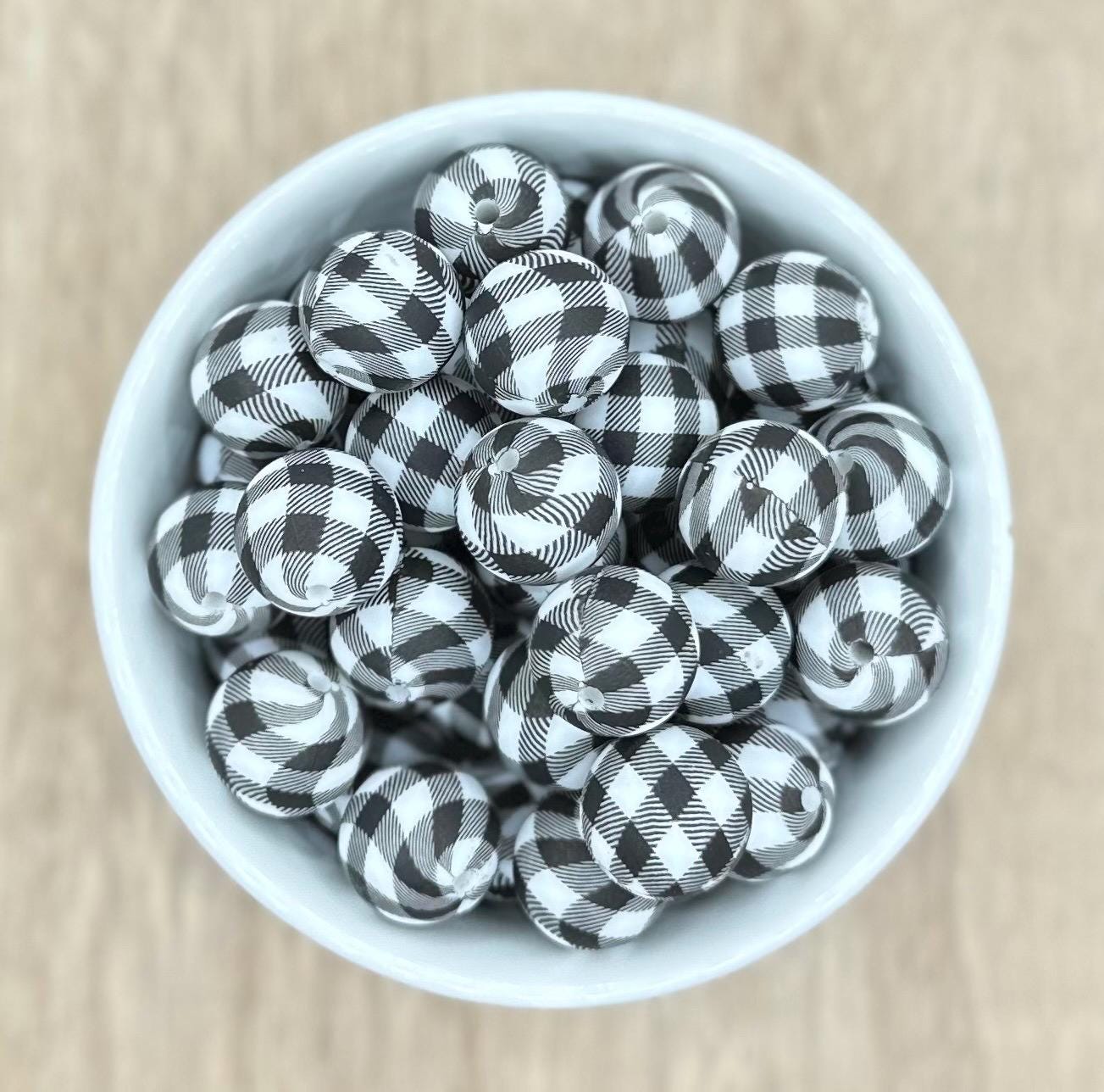 Buffalo Plaid Black Round 15mm Printed Silicone Beads
