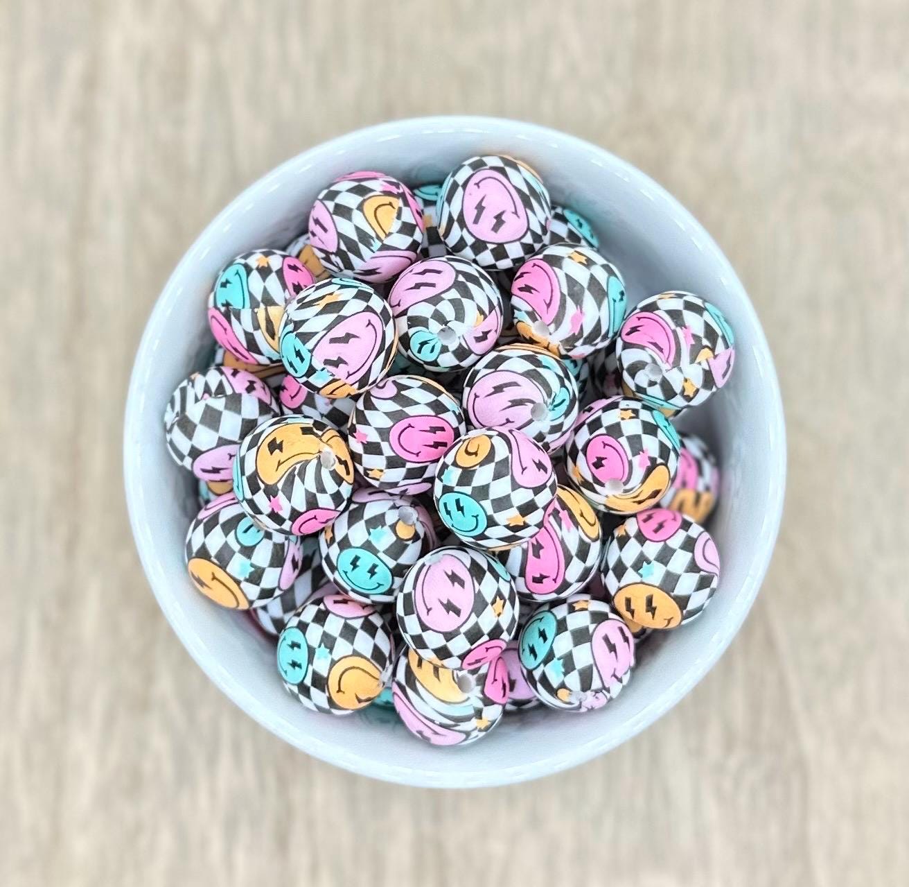 Checkered Smiley 15mm Round Printed Silicone Beads