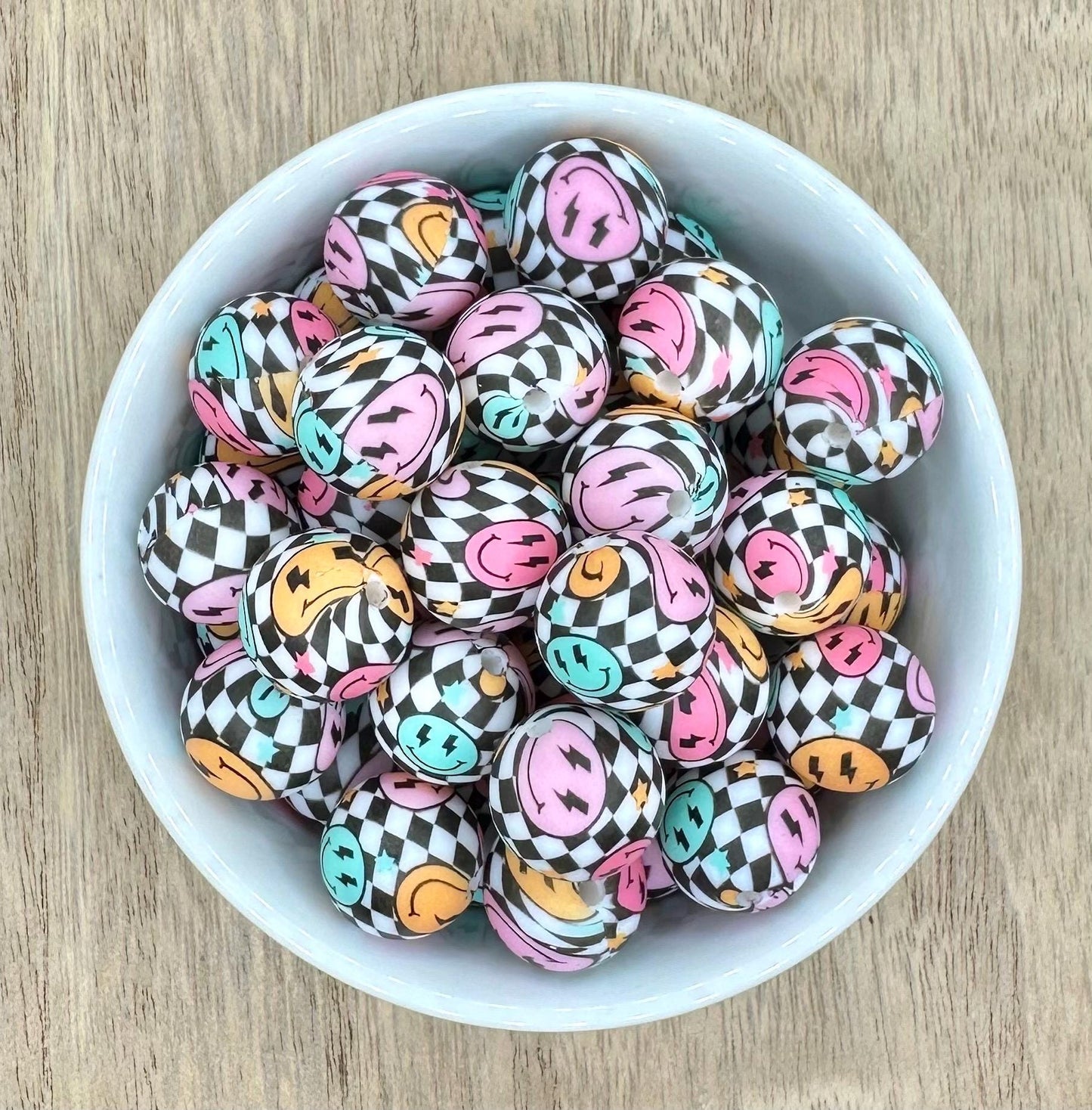 Checkered Smiley 15mm Round Printed Silicone Beads