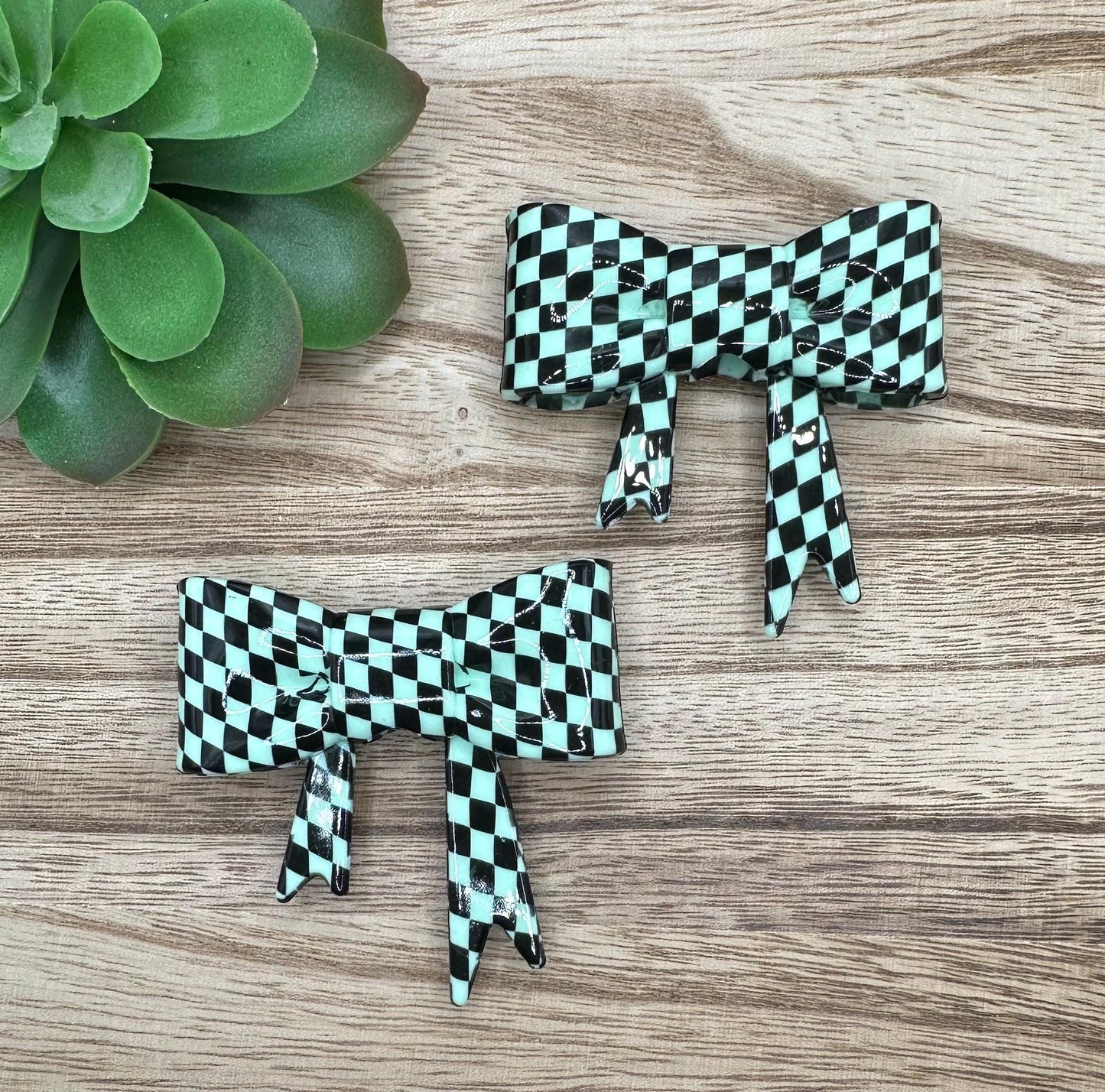 Mint Checkered Gloss Bow Focal/Straw Topper: Food-Grade Silicone Dust Cover