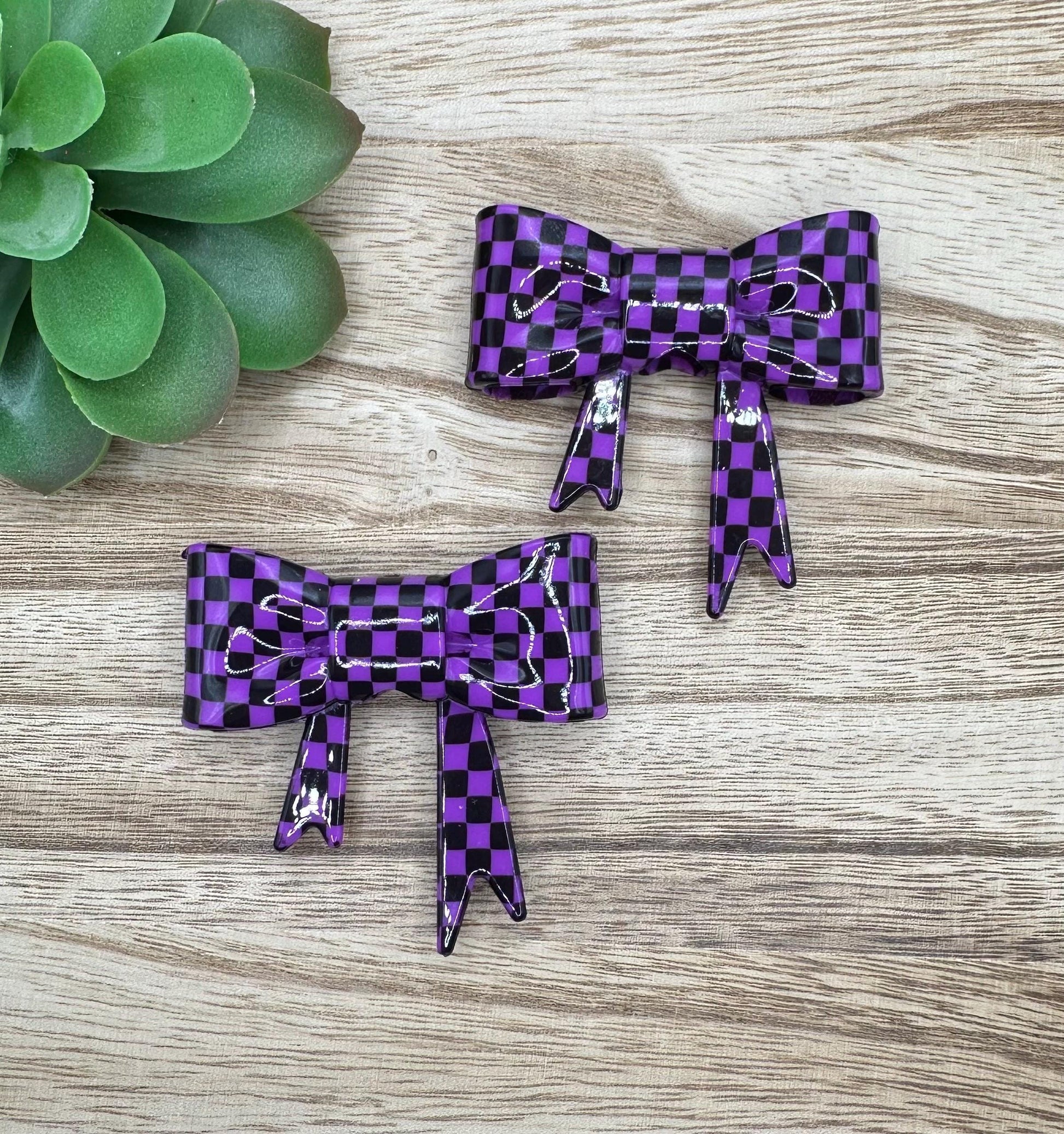 Purple Checkered Glossy Bow Focal/Straw Topper: Food-Grade Silicone Dust Cover